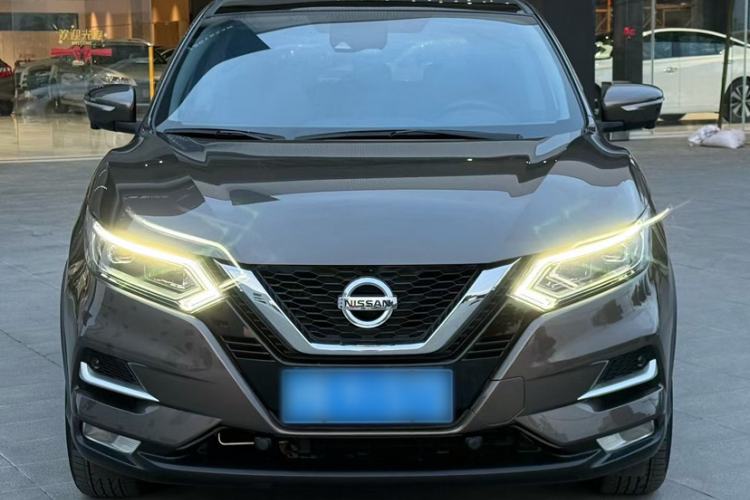 Used Nissan Qashqai 2021 2.0L CVT Luxury Edition Exterior 4