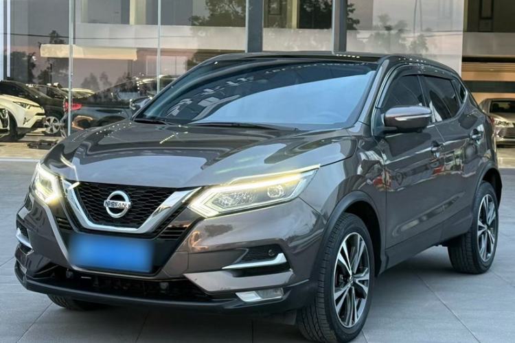 Used Nissan Qashqai 2021 2.0L CVT Luxury Edition Exterior 5