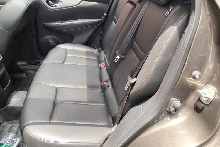 Used Nissan Qashqai 2021 2.0L CVT Luxury Navigation Edition Left Rear Seat