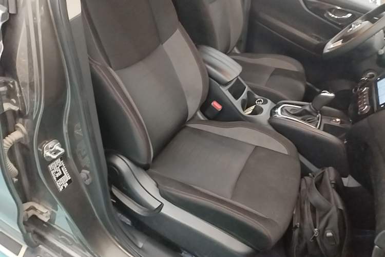 Used Nissan Qashqai 2021 2.0L CVT Smart Enjoyment Version Right Front Seat