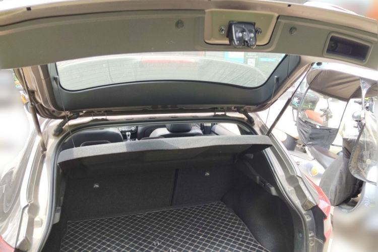Used Nissan Qashqai 2021 2.0L CVT Luxury Navigation Edition Trunk