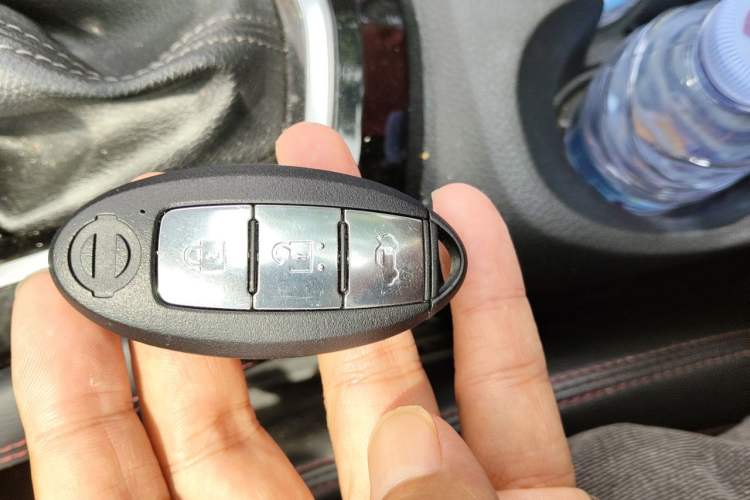 Used Nissan Qashqai 2021 2.0L CVT Luxury Navigation Edition Vehicle Key