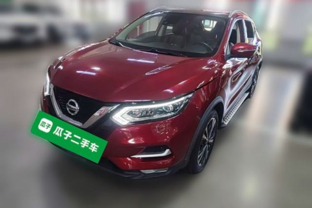 Ojetý Nissan Qashqai 2021 2.0L CVT Luxury Edition