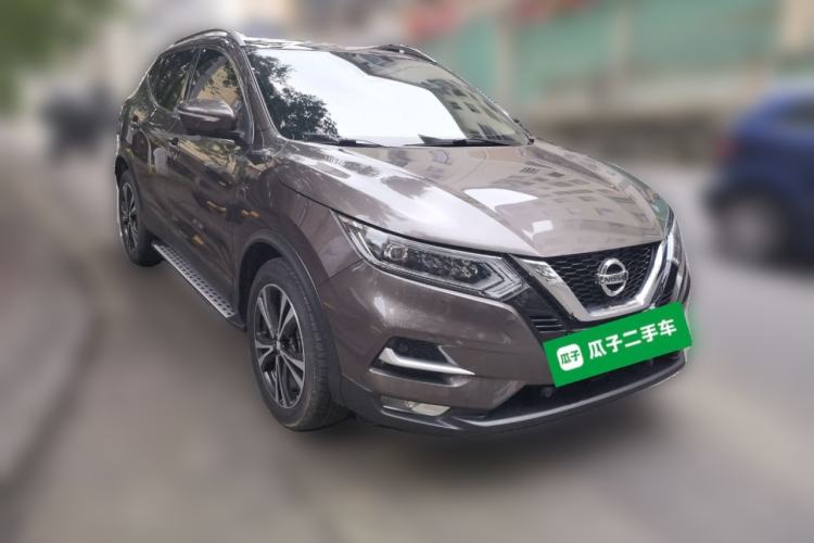 Used Nissan Qashqai 2021 2.0L CVT Luxury Edition Front Right 45 Deg
