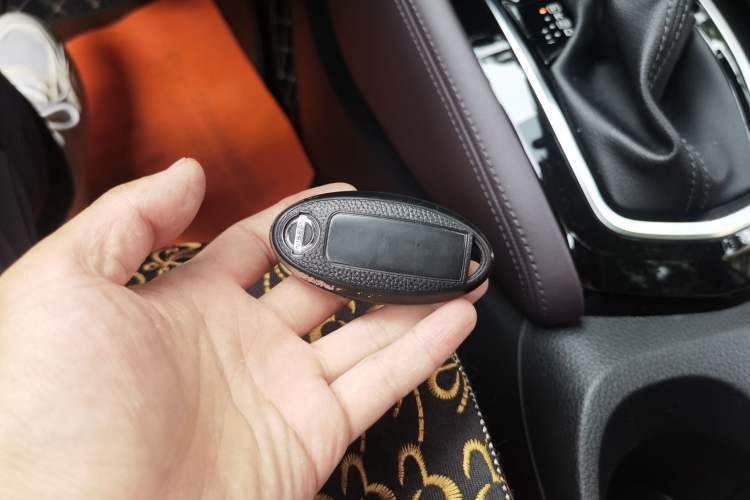 Used Nissan Qashqai 2021 2.0L CVT Luxury Edition Vehicle Key