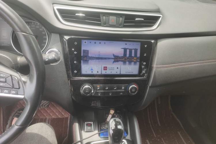 Used Nissan Qashqai 2021 2.0L CVT Luxury Edition Audio And AC Panel