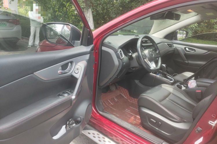 Used Nissan Qashqai 2021 2.0L CVT Luxury Edition Driver Seat