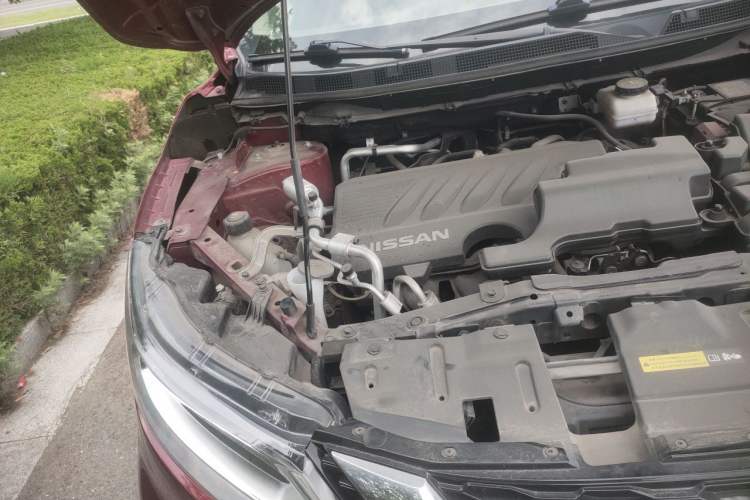 Used Nissan Qashqai 2021 2.0L CVT Luxury Edition Engine Bay Right