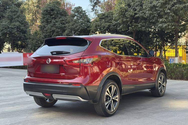Used Nissan Qashqai 2021 2.0L CVT Luxury Edition Exterior 8