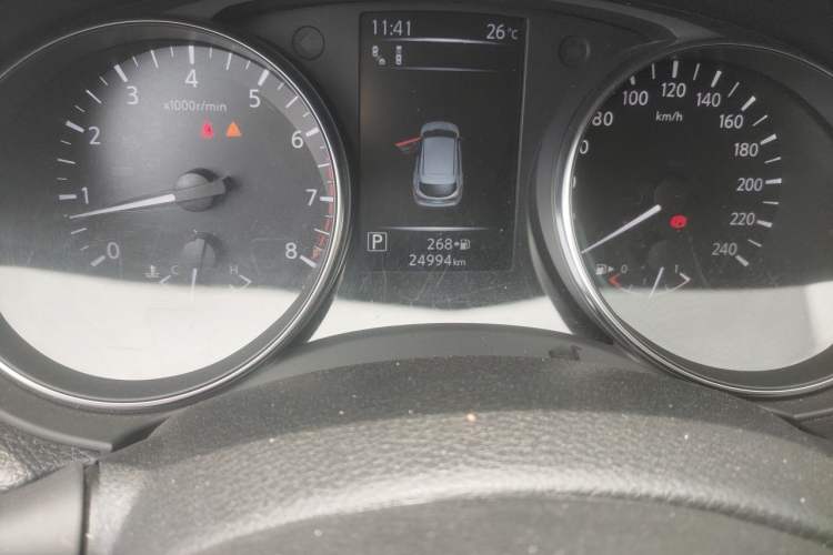 Used Nissan Qashqai 2021 2.0L CVT Luxury Edition Odometer Close Up