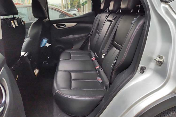 Used Nissan Qashqai 2021 2.0L CVT Luxury Edition Left Rear Seat