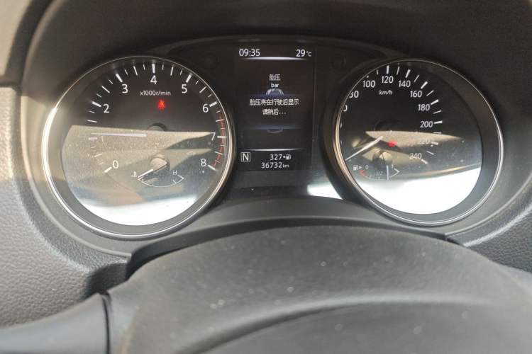 Used Nissan Qashqai 2021 2.0L CVT Smart Enjoyment Version Odometer Close Up