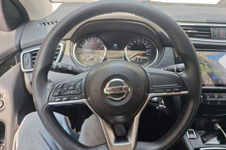 Used Nissan Qashqai 2021 2.0L CVT Smart Enjoyment Version Steering Wheel
