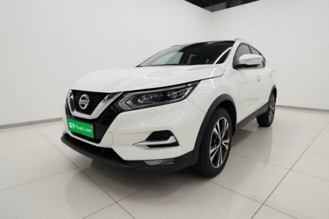 Ojetý Nissan Qashqai 2021 2.0L CVT Luxury Edition
