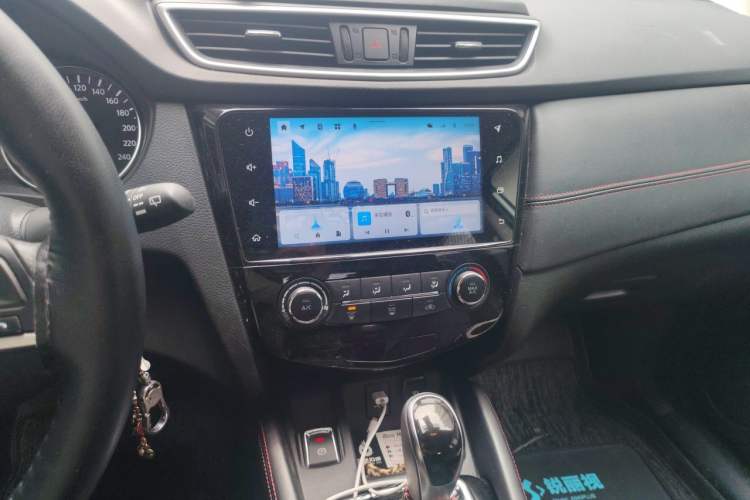 Used Nissan Qashqai 2021 2.0L CVT Smart Enjoyment Version Audio And AC Panel