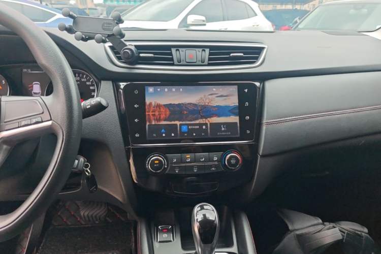 Used Nissan Qashqai 2021 2.0L CVT Smart Enjoyment Version Audio And AC Panel