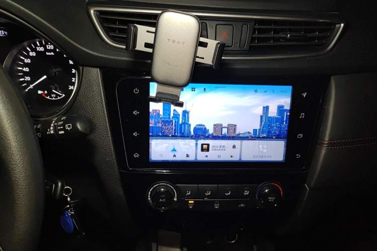 Used Nissan Qashqai 2021 2.0L CVT Smart Enjoyment Version Audio And AC Panel