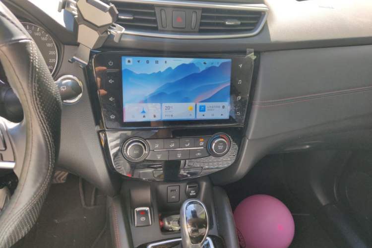 Used Nissan Qashqai 2021 2.0L CVT Luxury Edition Audio And AC Panel