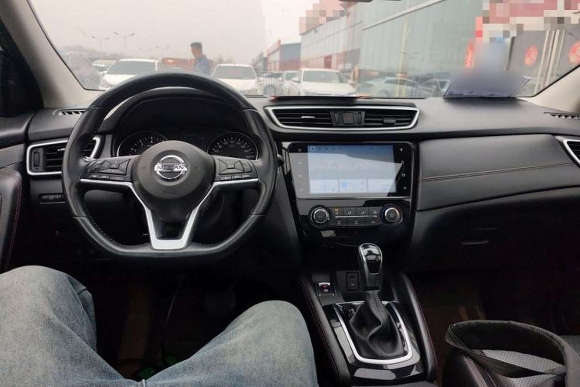 Used Nissan Qashqai 2021 2.0L CVT Luxury Edition Center Console