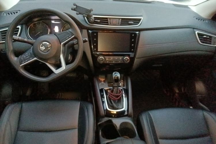 Used Nissan Qashqai 2021 2.0L CVT Smart Enjoyment Version Center Console