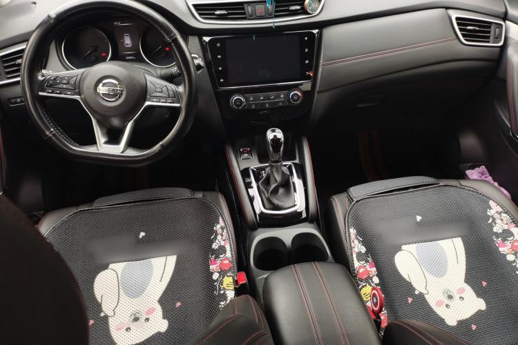 Used Nissan Qashqai 2021 2.0L CVT Luxury Edition Center Console