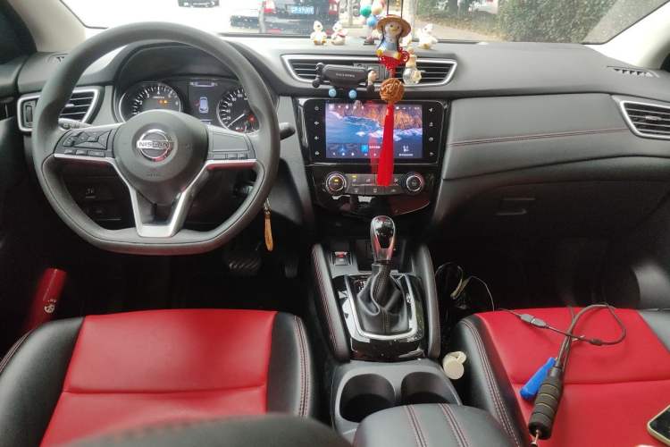 Used Nissan Qashqai 2021 2.0L CVT Smart Enjoyment Version Center Console
