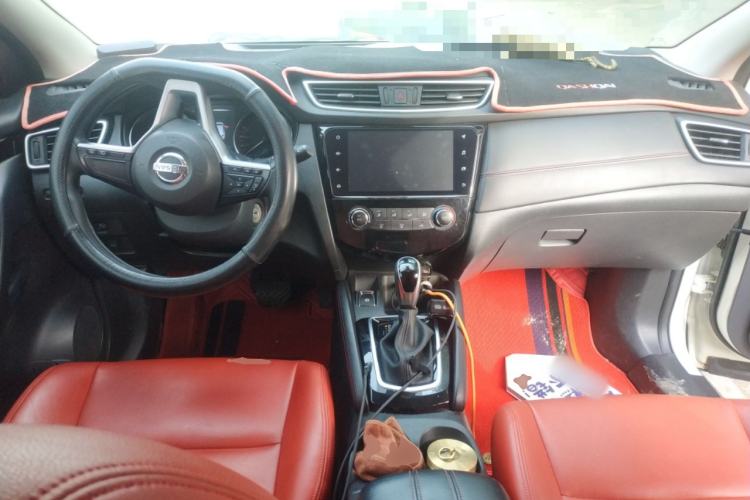 Used Nissan Qashqai 2021 2.0L CVT Smart Enjoyment Version Center Console