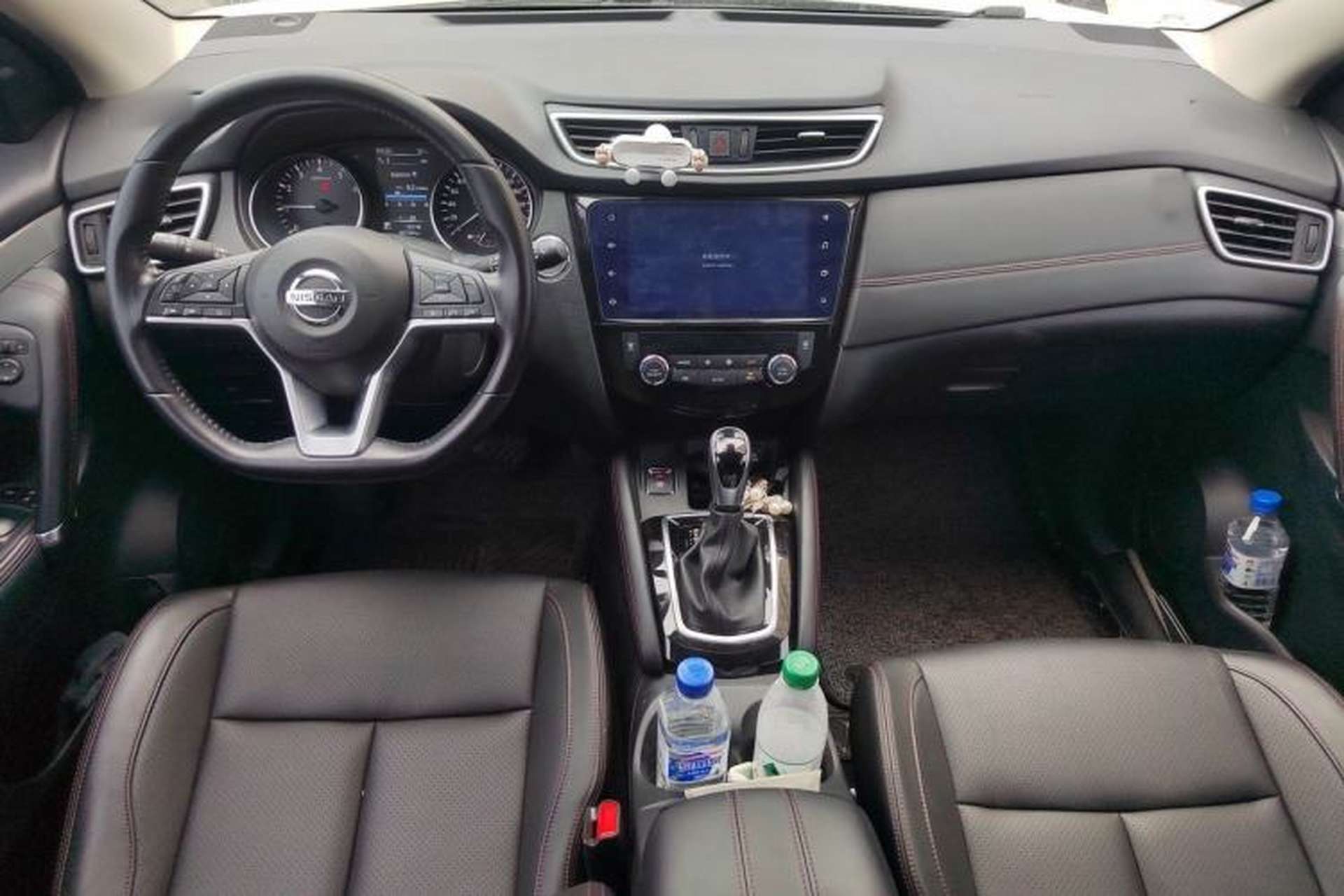 Used Nissan Qashqai 2021 2.0L CVT Luxury Edition Center Console