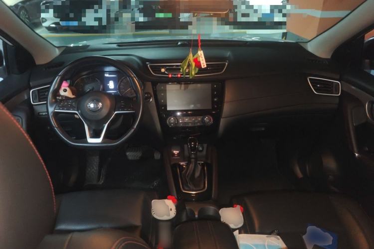 Used Nissan Qashqai 2021 2.0L CVT Luxury Edition Center Console