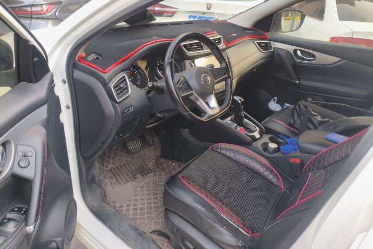 Used Nissan Qashqai 2021 2.0L CVT Luxury Edition Driver Seat