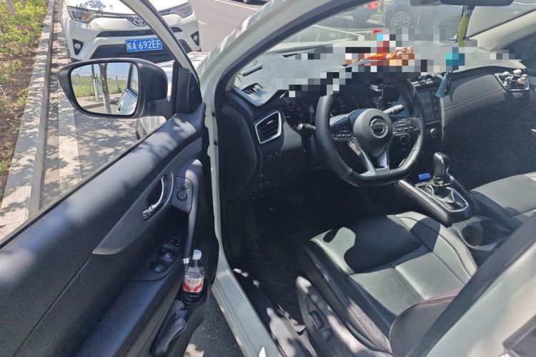 Used Nissan Qashqai 2021 2.0L CVT Luxury Edition Driver Seat