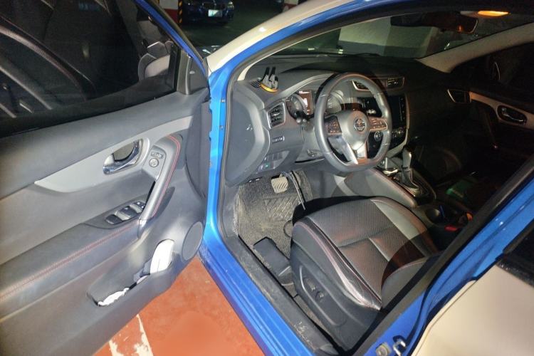 Used Nissan Qashqai 2021 2.0L CVT Luxury Edition Driver Seat