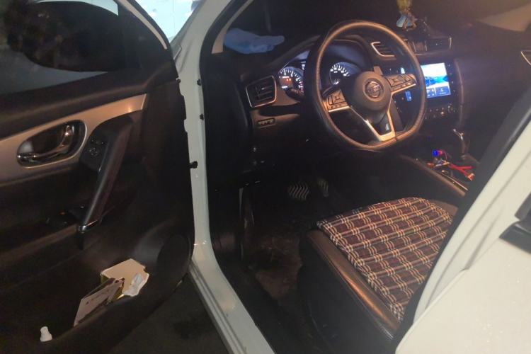 Used Nissan Qashqai 2021 2.0L CVT Luxury Edition Driver Seat