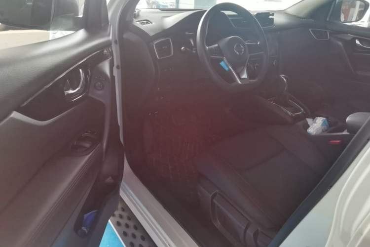 Used Nissan Qashqai 2021 2.0L CVT Smart Enjoyment Version Driver Seat