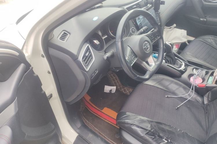 Used Nissan Qashqai 2021 2.0L CVT Luxury Edition Driver Seat