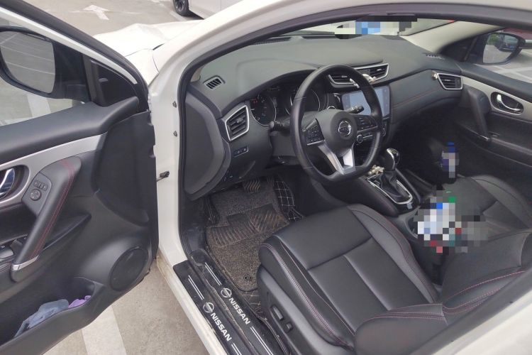 Used Nissan Qashqai 2021 2.0L CVT Luxury Edition Driver Seat