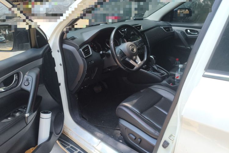 Used Nissan Qashqai 2021 2.0L CVT Luxury Edition Driver Seat