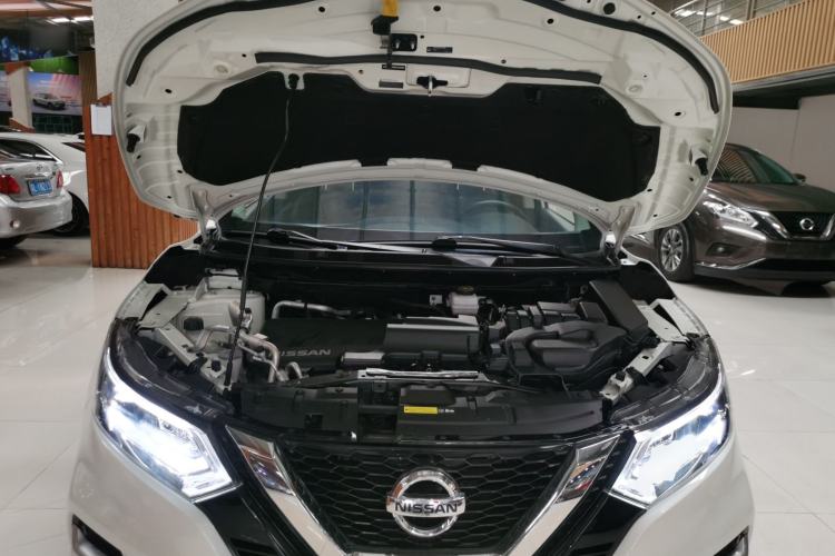 Used Nissan Qashqai 2021 2.0L CVT Luxury Edition Engine Bay