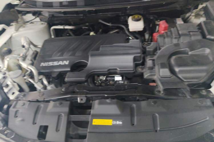 Used Nissan Qashqai 2021 2.0L CVT Luxury Edition Engine Bay