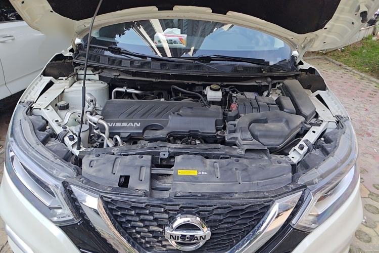 Used Nissan Qashqai 2021 2.0L CVT Luxury Edition Engine Bay