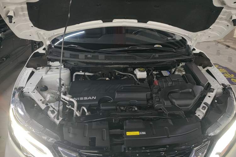 Used Nissan Qashqai 2021 2.0L CVT Luxury Edition Engine Bay
