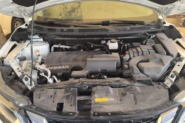 Used Nissan Qashqai 2021 2.0L CVT Luxury Edition Engine Bay