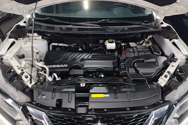 Used Nissan Qashqai 2021 2.0L CVT Luxury Edition Engine Bay