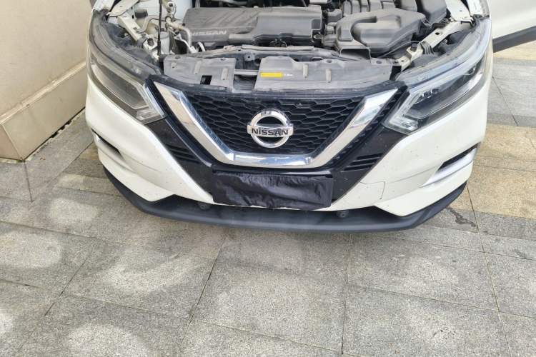 Used Nissan Qashqai 2021 2.0L CVT Luxury Edition Engine Bay