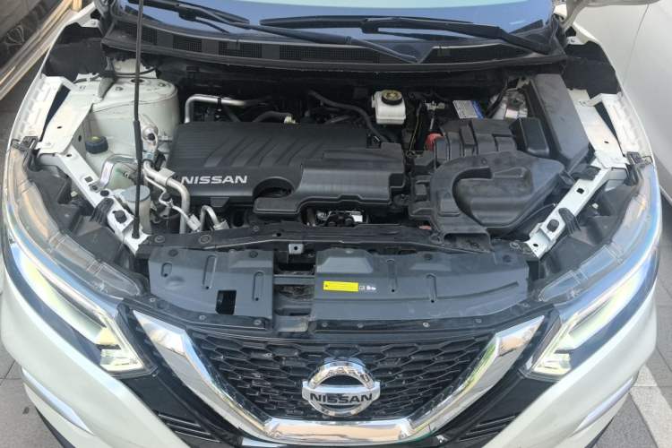 Used Nissan Qashqai 2021 2.0L CVT Luxury Edition Engine Bay