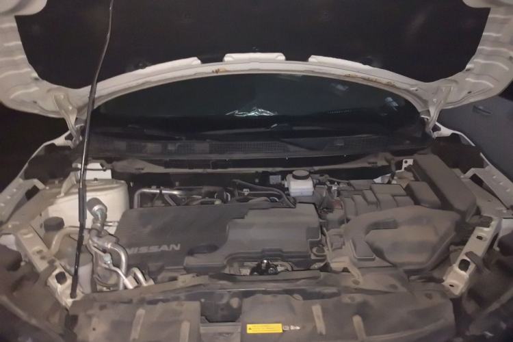 Used Nissan Qashqai 2021 2.0L CVT Luxury Edition Engine Bay