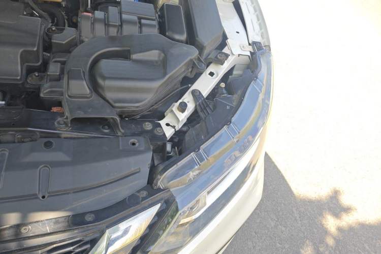Used Nissan Qashqai 2021 2.0L CVT Smart Enjoyment Version Engine Bay Left