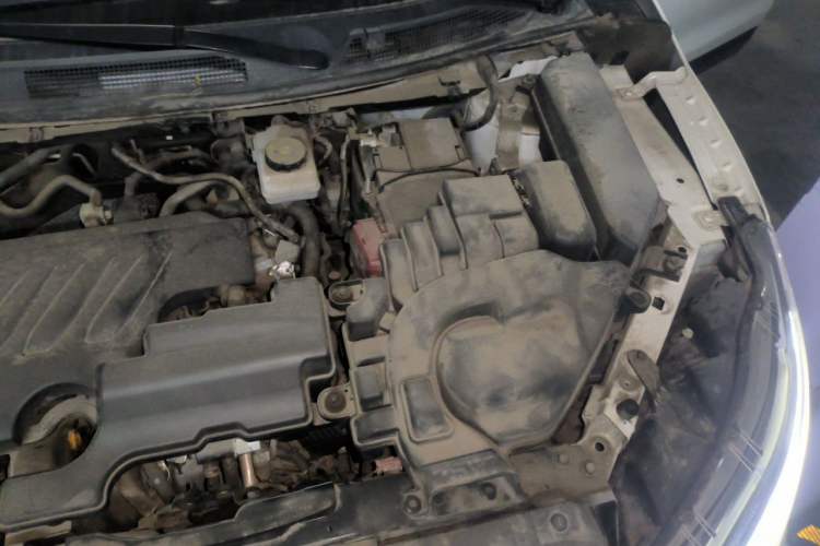 Used Nissan Qashqai 2021 2.0L CVT Luxury Edition Engine Bay Left