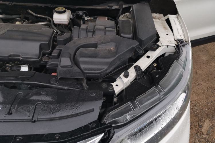 Used Nissan Qashqai 2021 2.0L CVT Luxury Edition Engine Bay Left