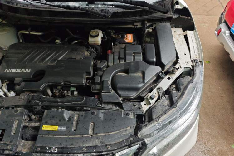 Used Nissan Qashqai 2021 2.0L CVT Luxury Edition Engine Bay Left